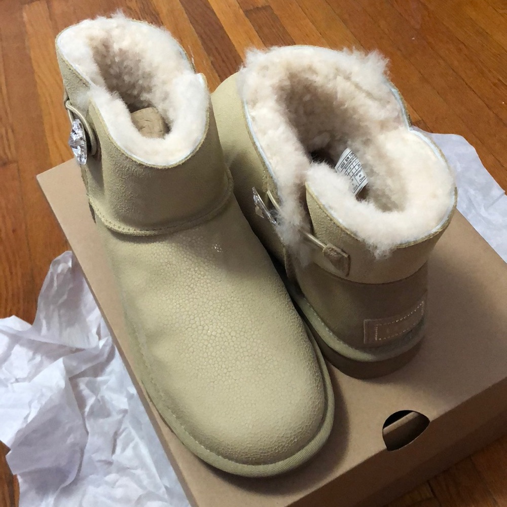 UGG bling boot